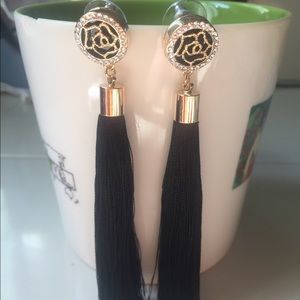 Long dangle earrings party jewelry brand new